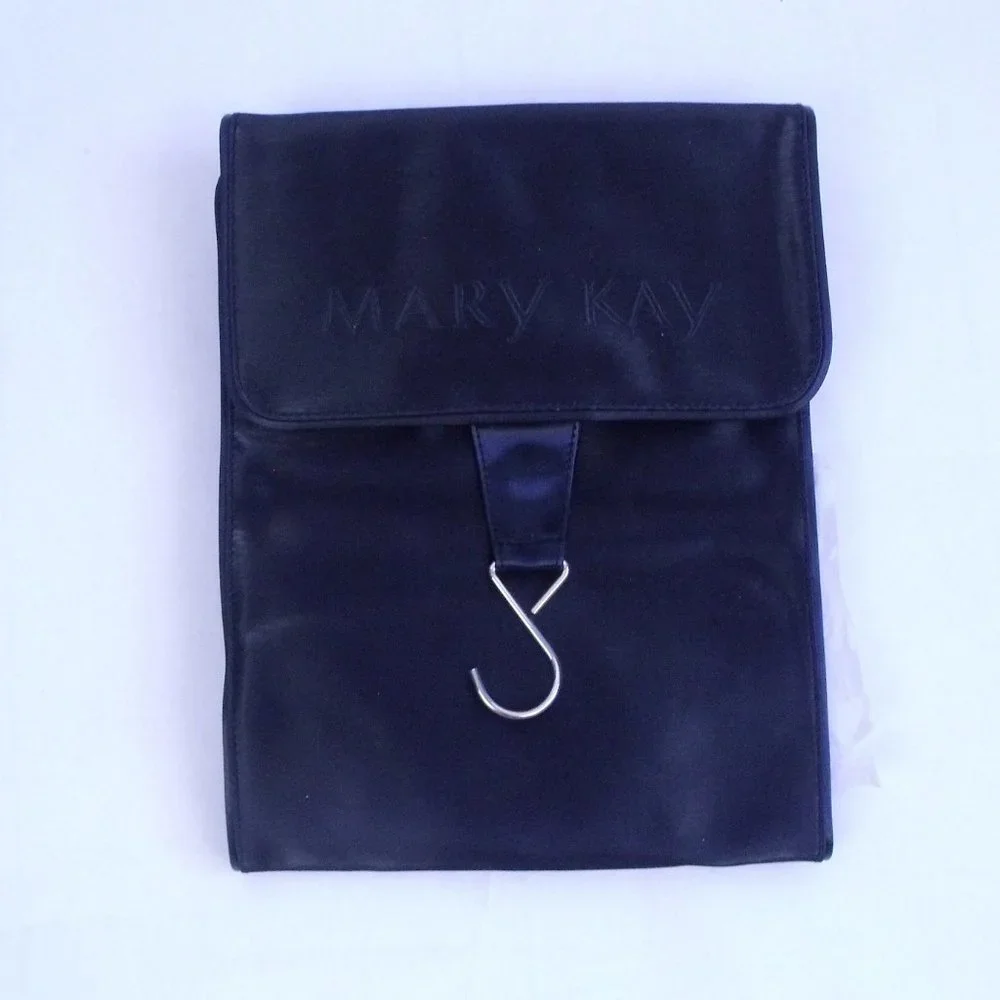 Mary Kay Travel Roll-Up Cosmetic Bag / Hanger